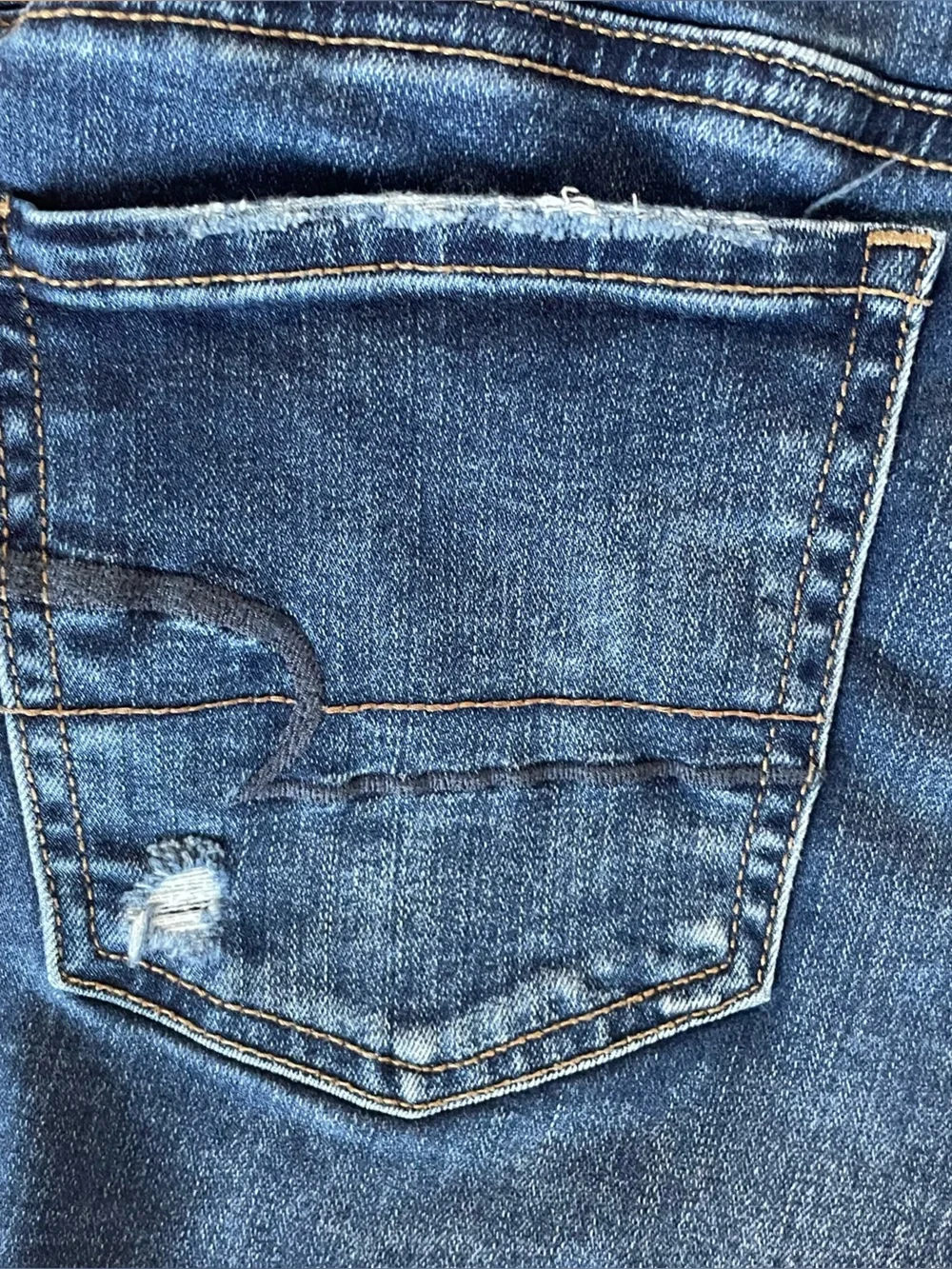 American Eagle Shortie Jean Shorts Women’s 4 Stretch Distressed Midi Daisy Dukes - Picture 12 of 16
